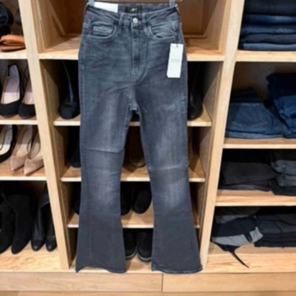 NWT Seven for all mankind tailorless flare jeans size 25